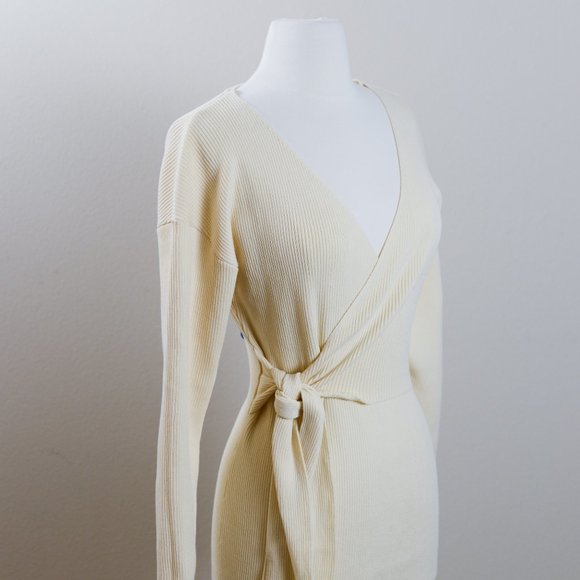 NEW Line & Dot Emma Wrap Sweater Dress - Picture 7 of 14